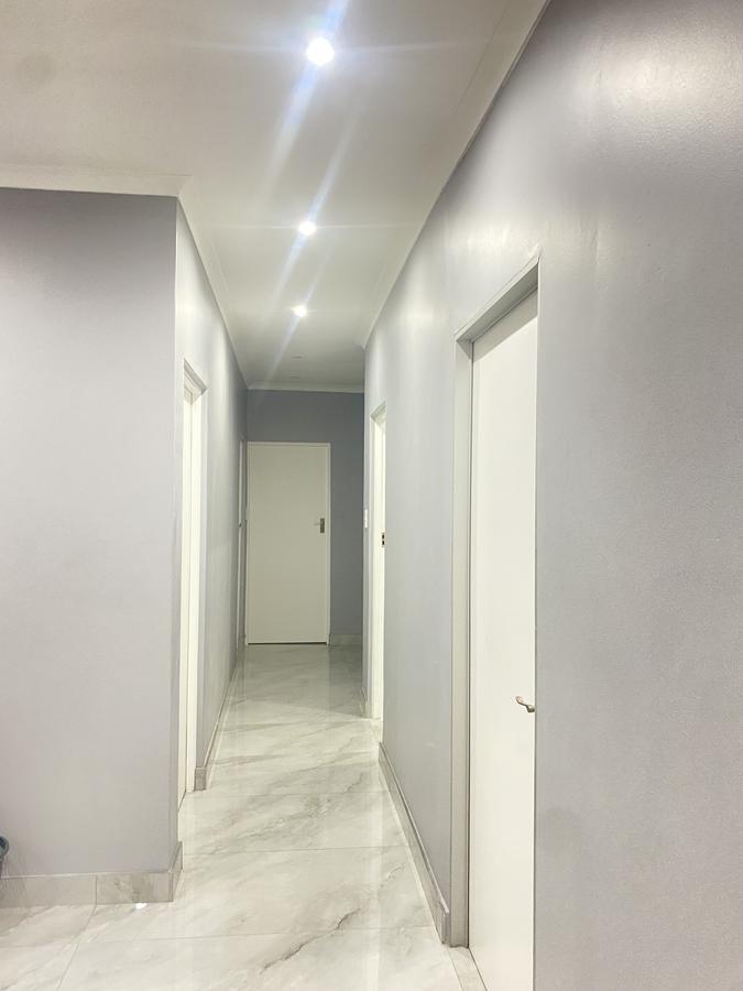 Block B Comfort Rm.1