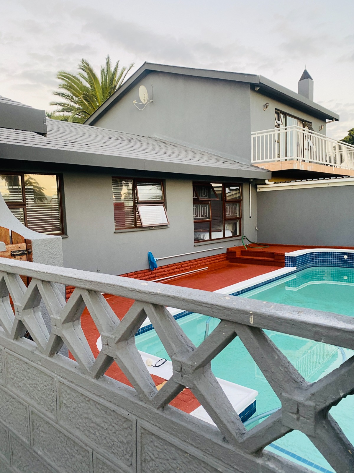 Goodwood Guest House pool area