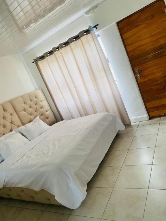 Comfort 4 Sleeper Rm.5