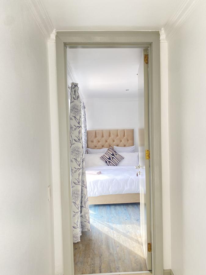Executive 4-Sleeper Room 1