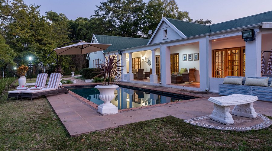 Swimming pool area